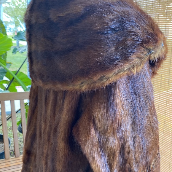 COPY - 35” Length Larg Collar, Cuffed Sleeve Mink Jacket - Picture 5 of 16